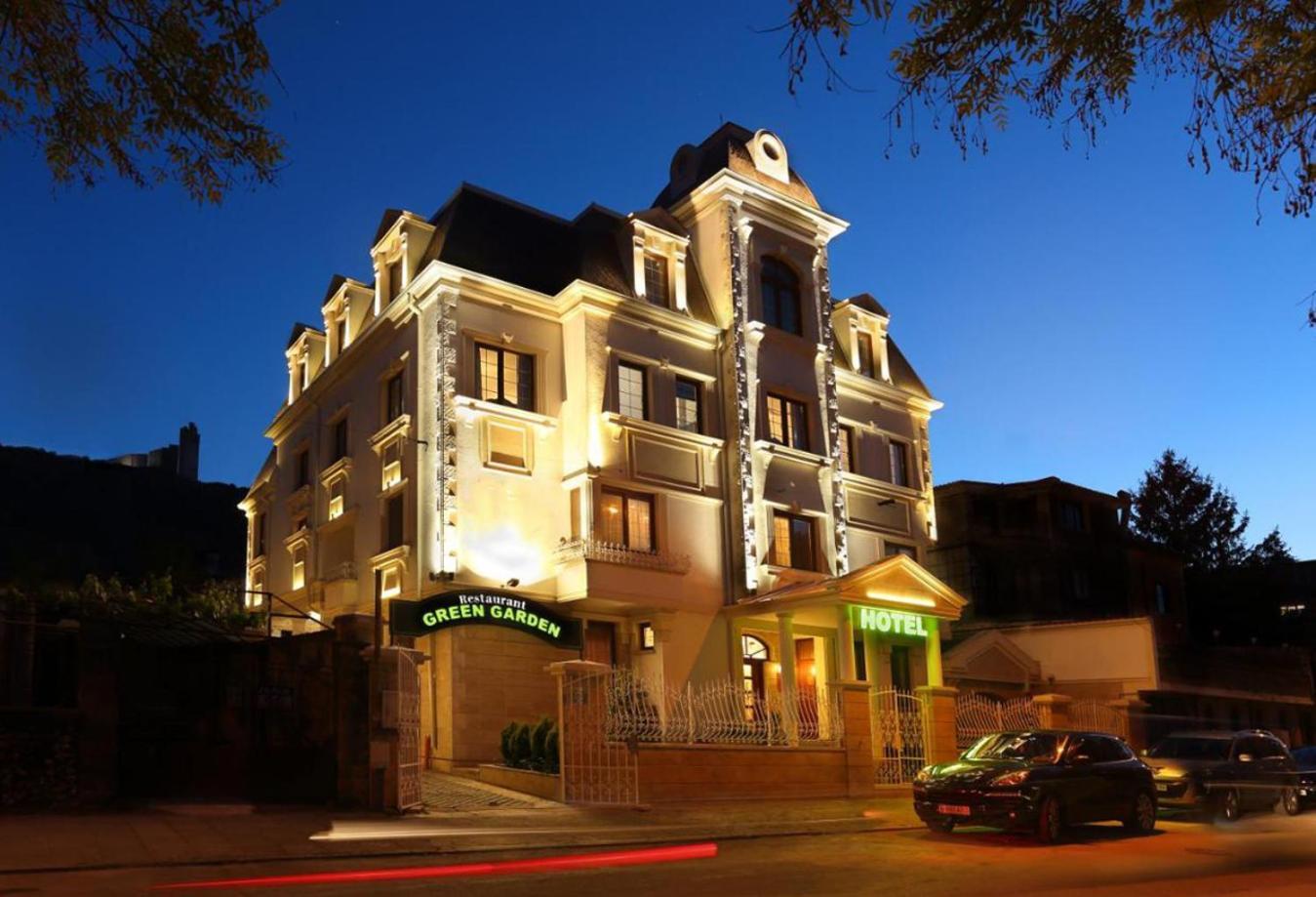 Hotel Green Garden Shumen Ngoại thất bức ảnh