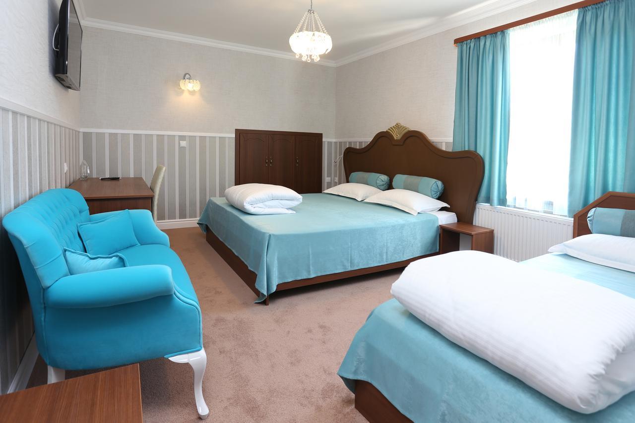 Hotel Green Garden Shumen Ngoại thất bức ảnh