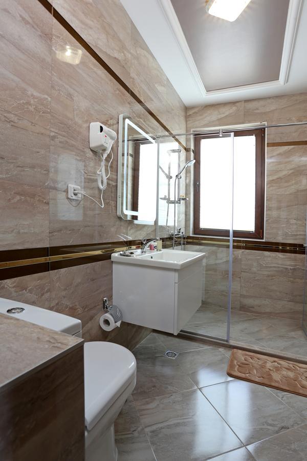 Hotel Green Garden Shumen Ngoại thất bức ảnh