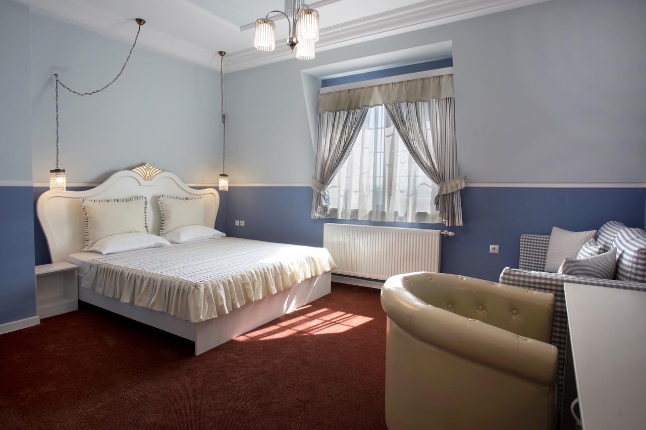 Hotel Green Garden Shumen Ngoại thất bức ảnh