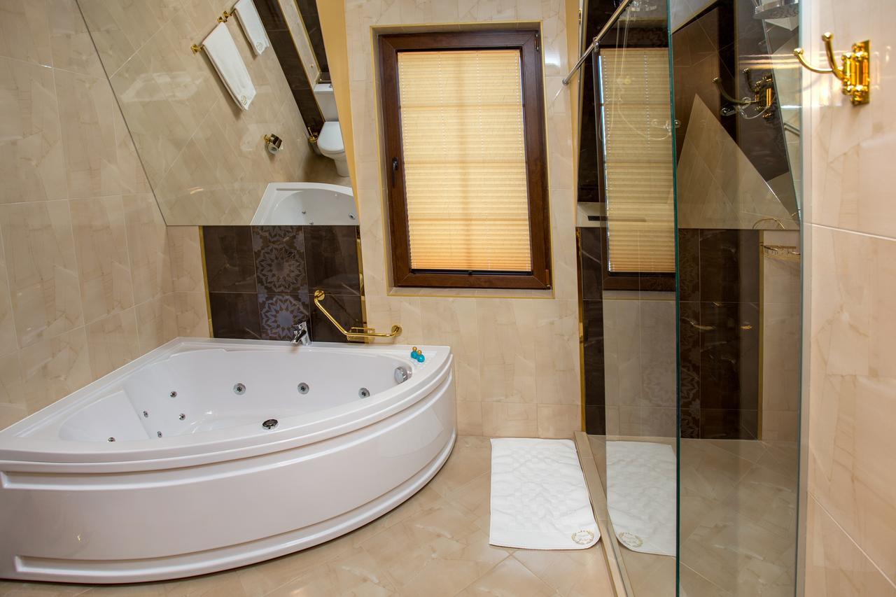 Hotel Green Garden Shumen Ngoại thất bức ảnh