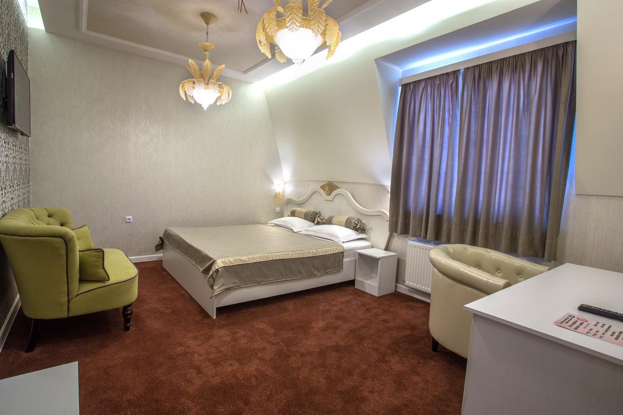 Hotel Green Garden Shumen Ngoại thất bức ảnh